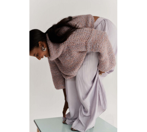 0002 • Описание Свитер • Sara