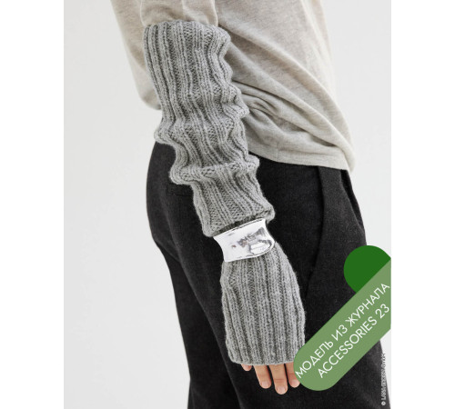 Описание 16 • Accessories 23 • Перчатки/Варежки • Cool Merino